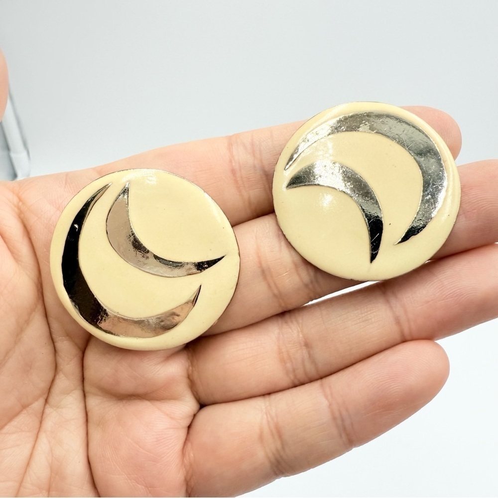 Vintage Enamel Cream Silver Tone Crescent Clip on Earrings